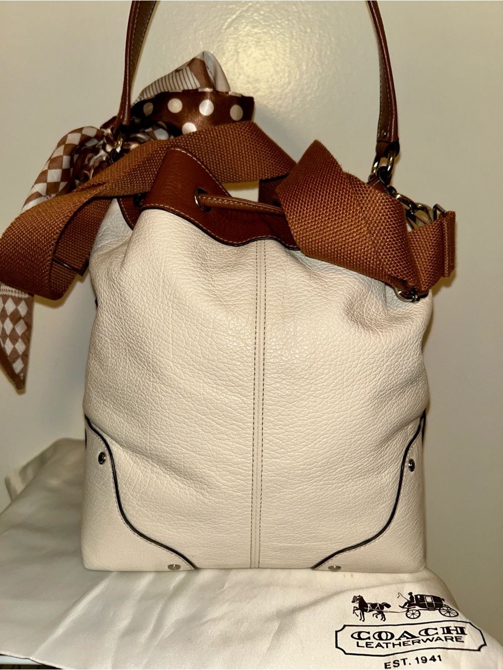 Coach Mickie Drawstring Spectator Bucket Bag.  Pebble Leather, EUC Vintage - Picture 8 of 12